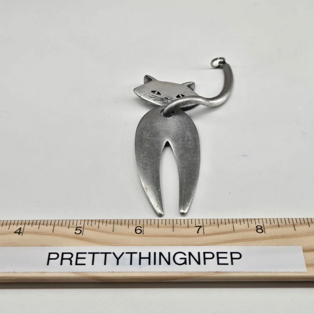 JJ Jonette Brooch Silver Tone Kitty Cat Articulated Large Pin Collectible